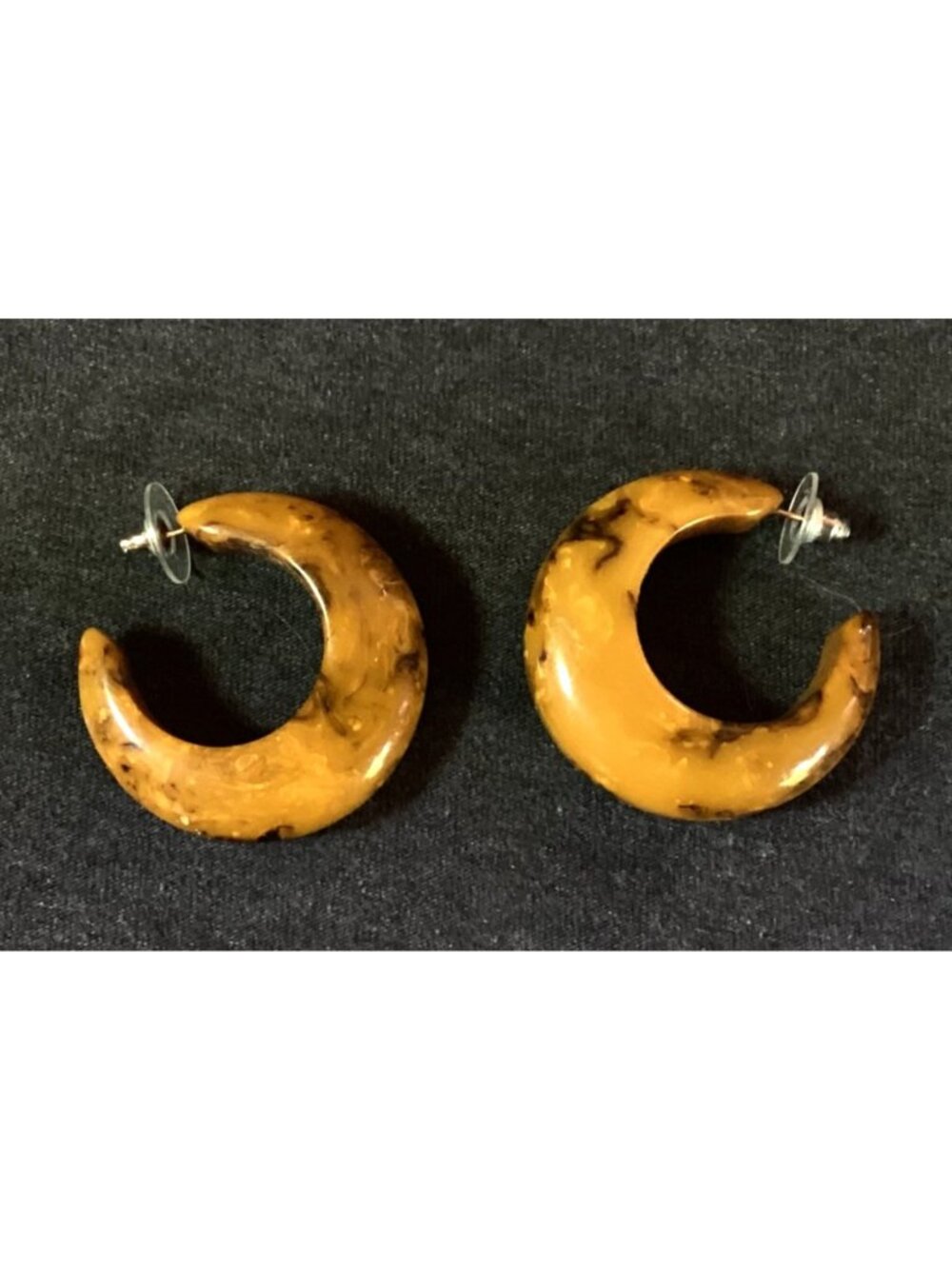 Vintage Mississippi Mud Marbled Bakelite Crescent Hoop Stud Earrings TESTED - Picture 1 of 4